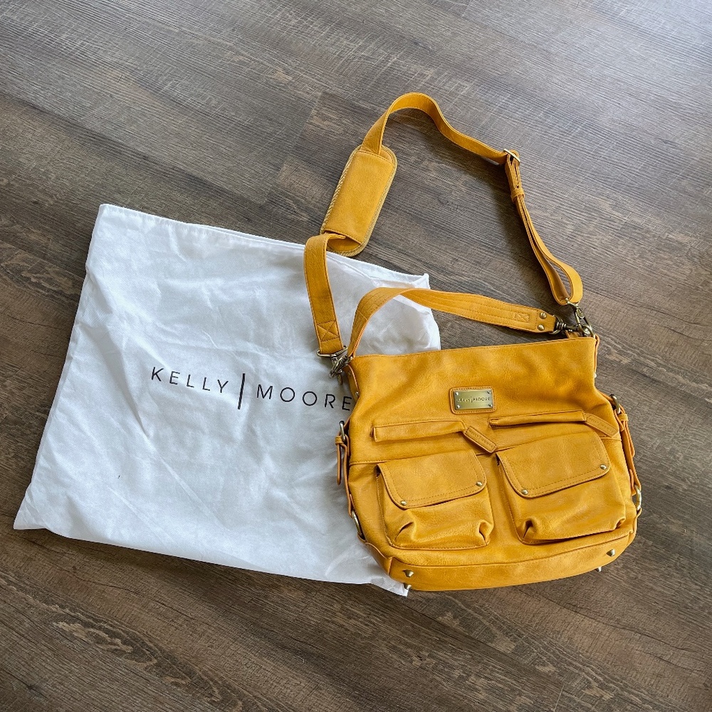 Kelly Moore Camera Bag